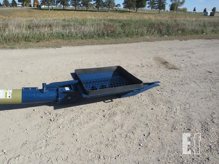 harvest-international-t852-image-5