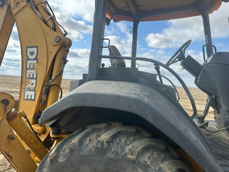 deere-310sg-image-55