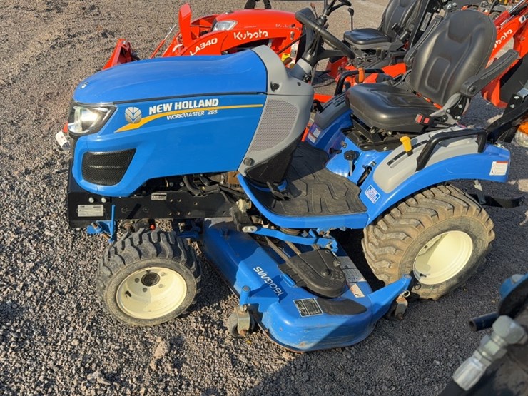 new-holland-255-image-12
