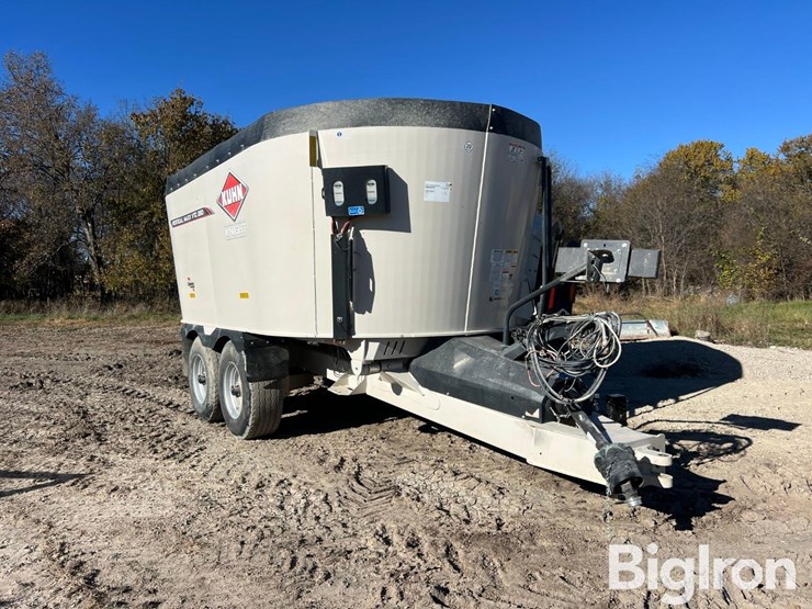 kuhn-knight-vertical-maxx-vtc280-tmr-mixer-wagon-image-3