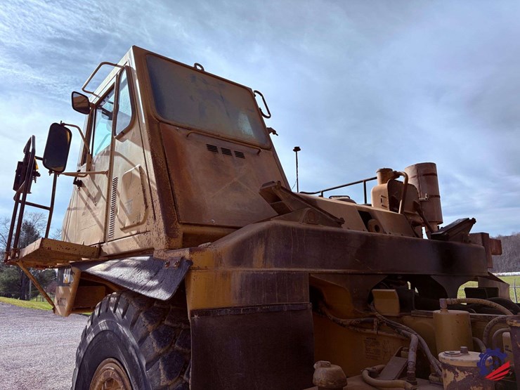 1990-caterpillar-769c-image-97