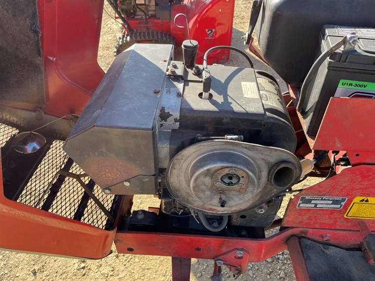 massey-ferguson-1200-image-21