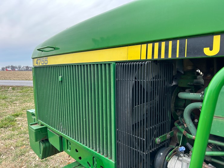 john-deere-4755-image-15