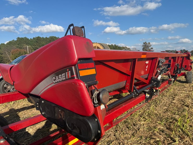 2011-case-ih-3412-image-24