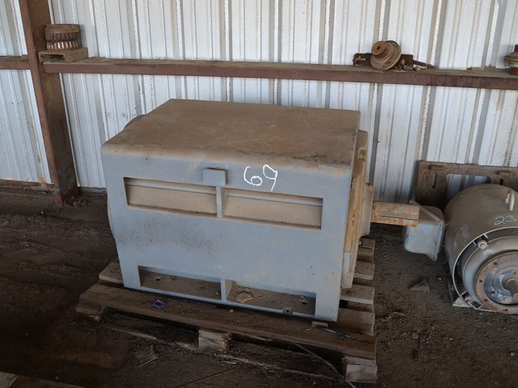 250hp-460-volt-720-rpm-head-saw-motor-motor-not-installed-spare-motor-image-1