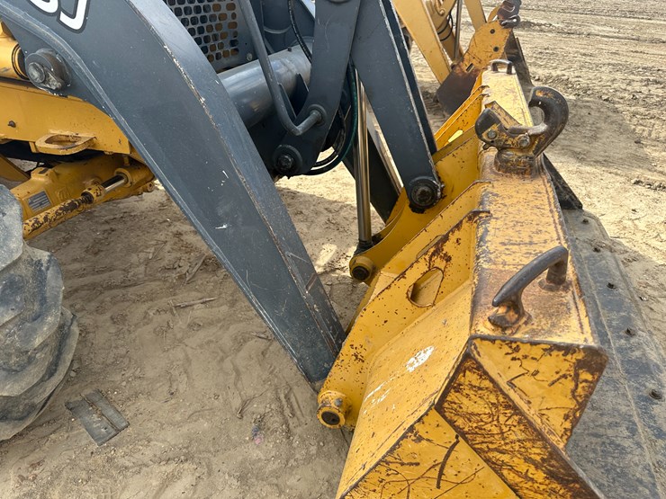 deere-310sj-image-41