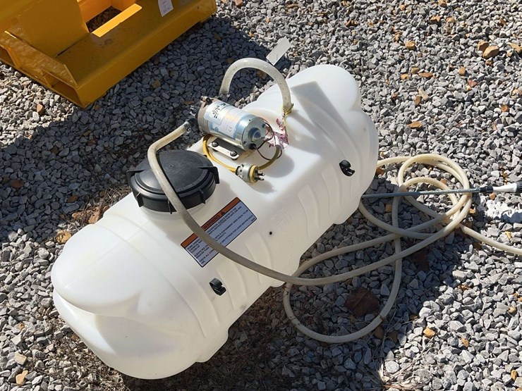 atv-spray-tank---works-image-2