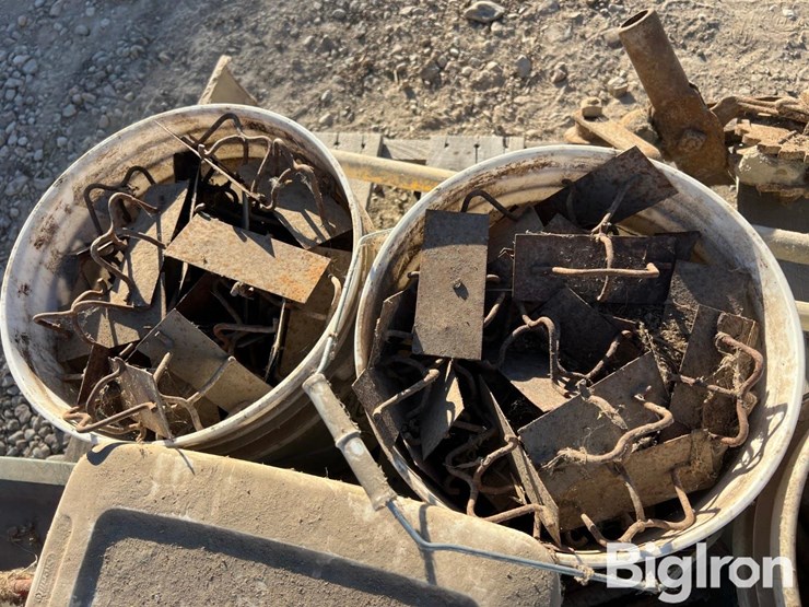 pallet-of-concrete-working-supplies-&-tools-image-9