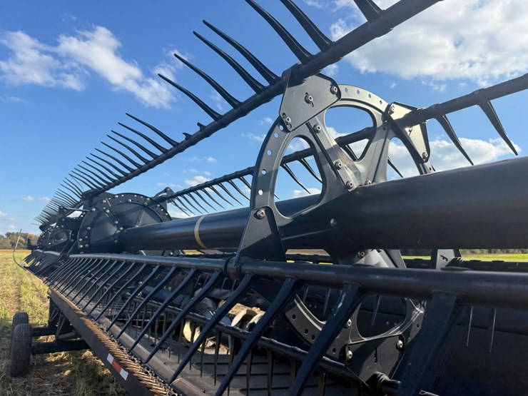 2014-macdon-40-foot-flex-draper-head----header-cart-not-included-image-65