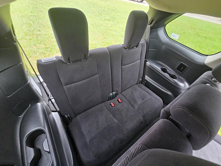 2013-nissan-pathfinder-image-56