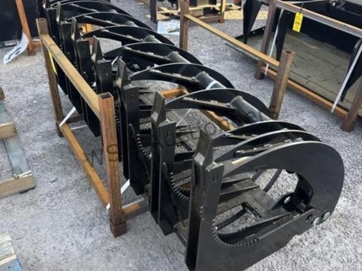 2025-giyi-72in-log-grapple-for-skid-steer-image-2