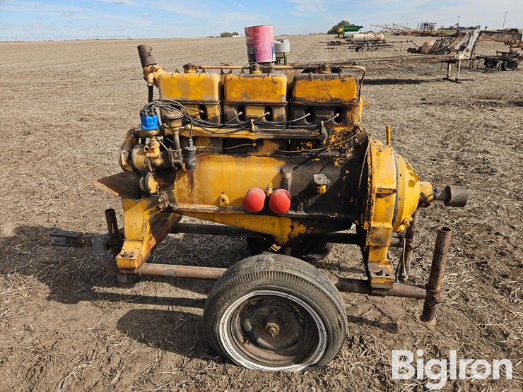 minneapolis-moline-425-a-6-cyl.-power-unit-image-4