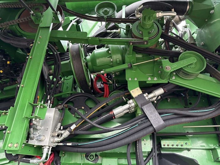 john-deere-s680-image-19