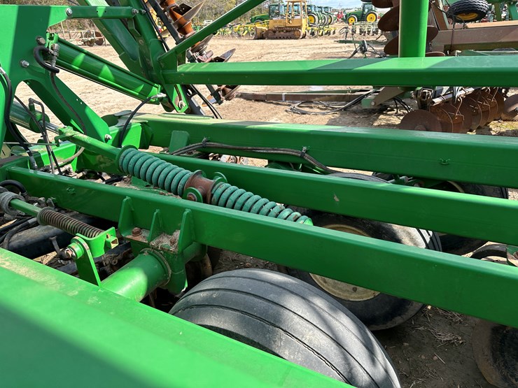 john-deere-2623-image-28