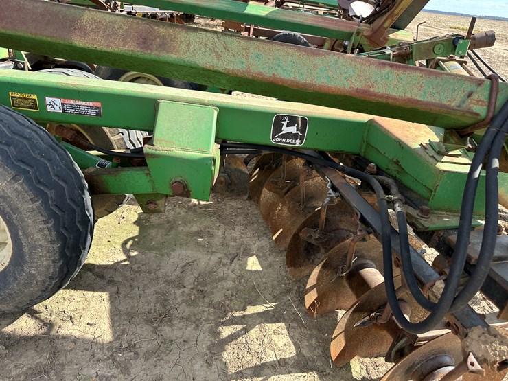 john-deere-635-image-48