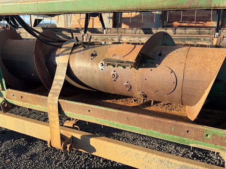 john-deere-218-image-13