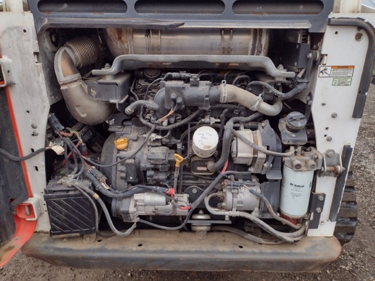 bobcat-t870-image-37