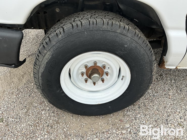 2014-ford-e250-image-12