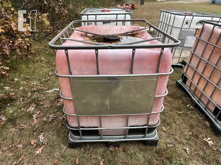 275-gallon-water-tank-image-3
