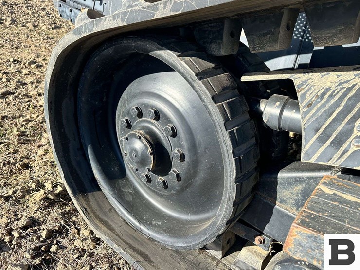 cat-challenger-55-tractor-image-25