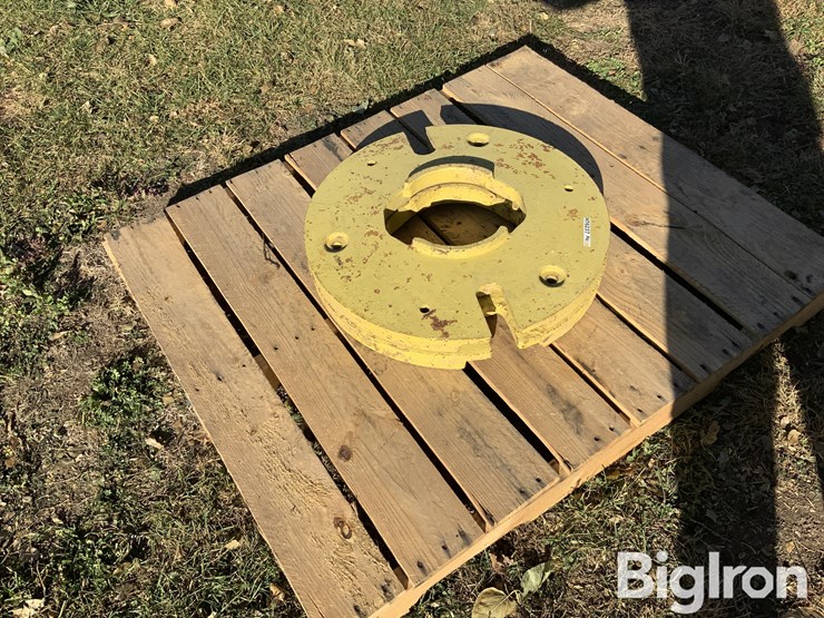 john-deere-2520-image-3