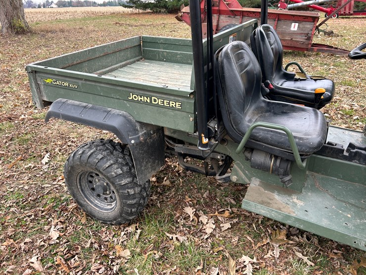 john-deere-gator-image-21