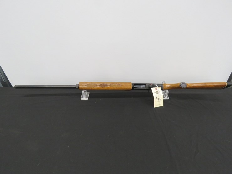 winchester-model-240w-western-field-pump-action-12-gauge-shotgun-image-4