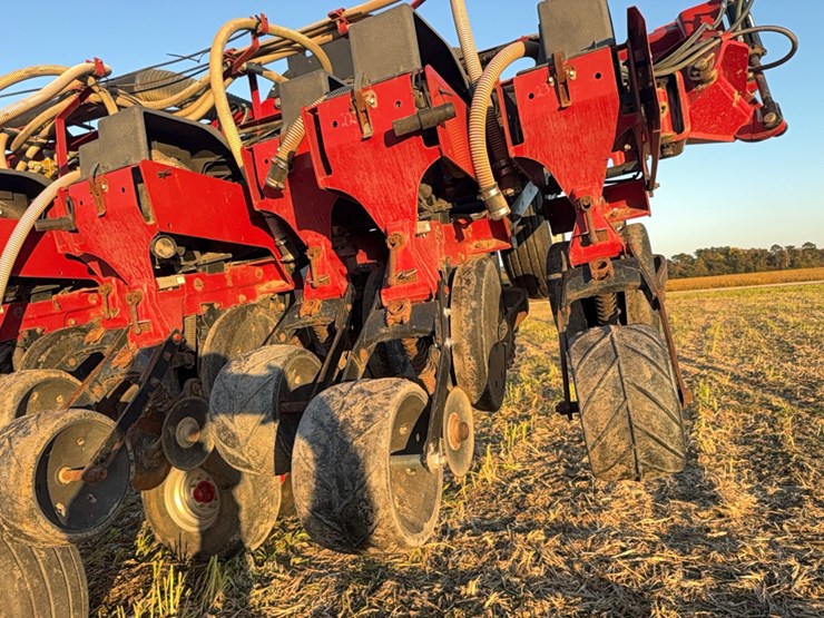 case-ih-1240-image-52