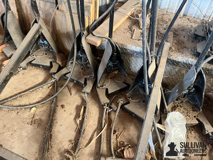 24”-y-drops-image-19