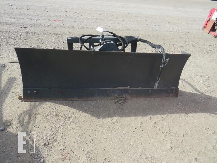 6-way-blade-skidloader-attachment-image-2