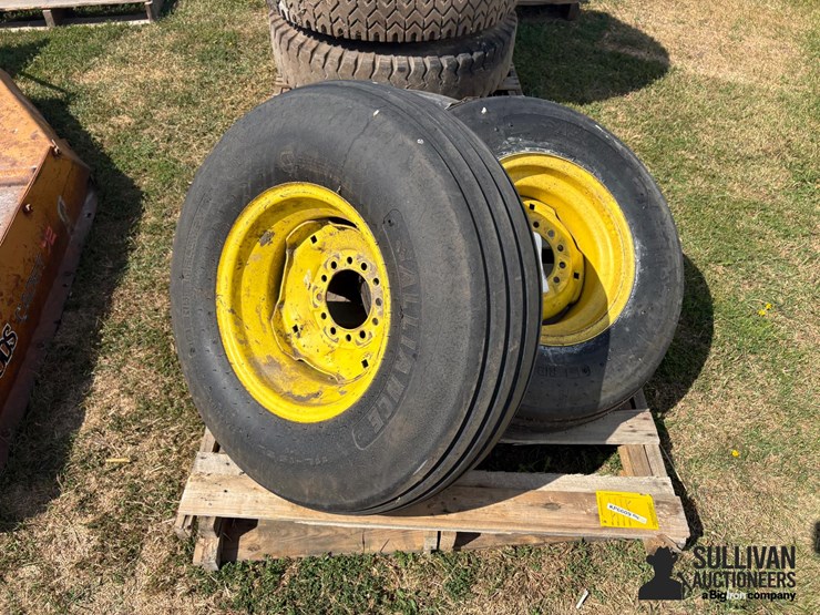 john-deere-rims-w/-tires-image-2