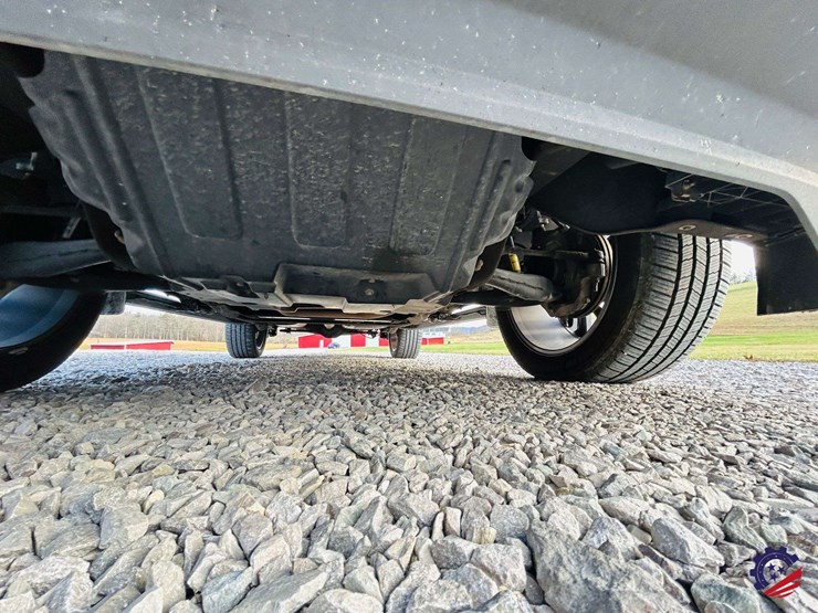 2018-gmc-yukon-denali-image-50