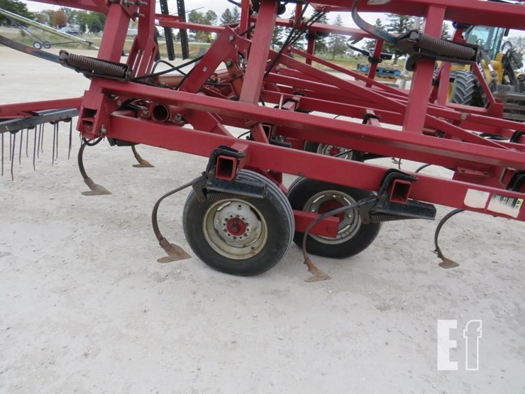 case-ih-4800-image-4