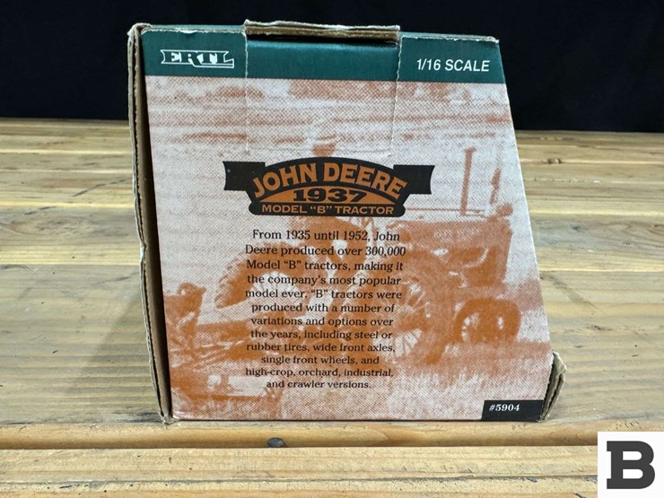 ertl-die-cast-replica-1937-john-deere-model-"b"-tractor-1:16-scale-image-6