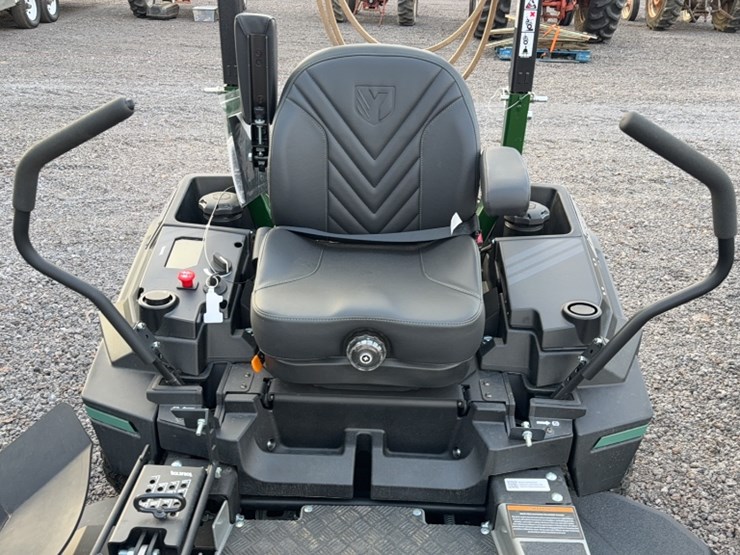 #3076-•-yakta-yxr-710-zero-turn-lawn-mower-image-6