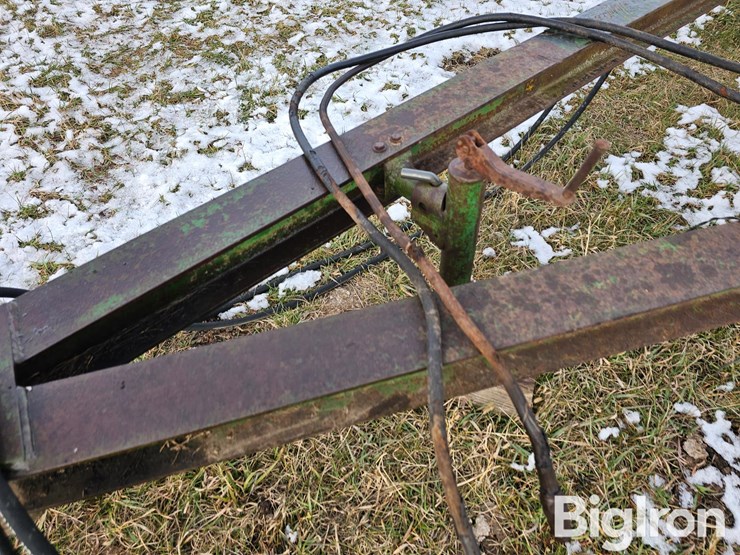 john-deere-1010-image-11