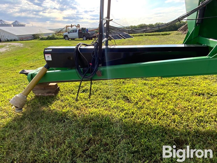 2009-j&m-1326-22s-image-9