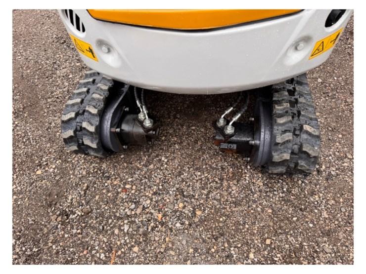 sdle-20-mini-excavator-w/-hydraulic-thumb-image-8