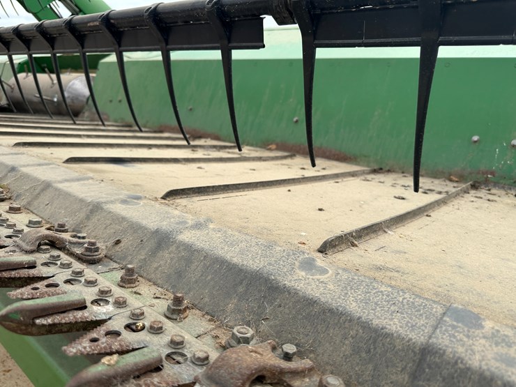 2015-john-deere-640fd-image-29