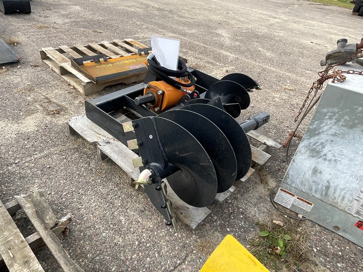 #3303-•-wolverine-skid-steer-auger-and-drive-bit-image-8