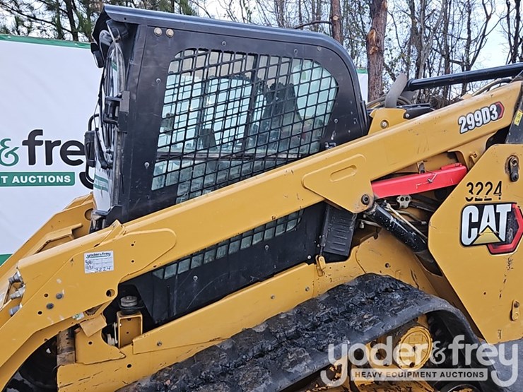 2021-caterpillar-299d3-image-17