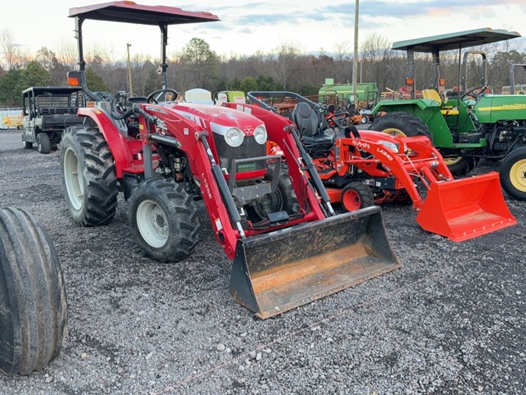 massey-ferguson-2706e-image-3