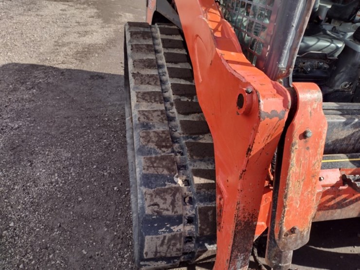 kubota-svl90-2-image-33