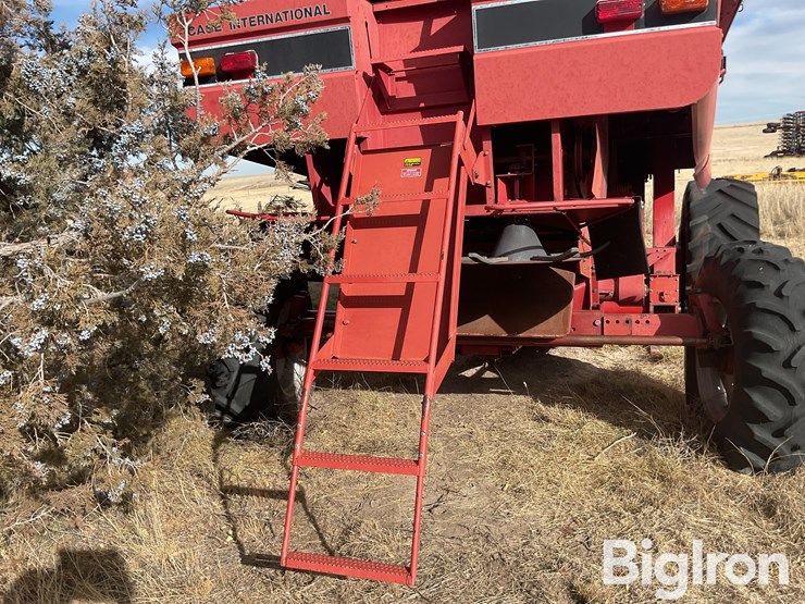 1991-case-ih-1660-image-18
