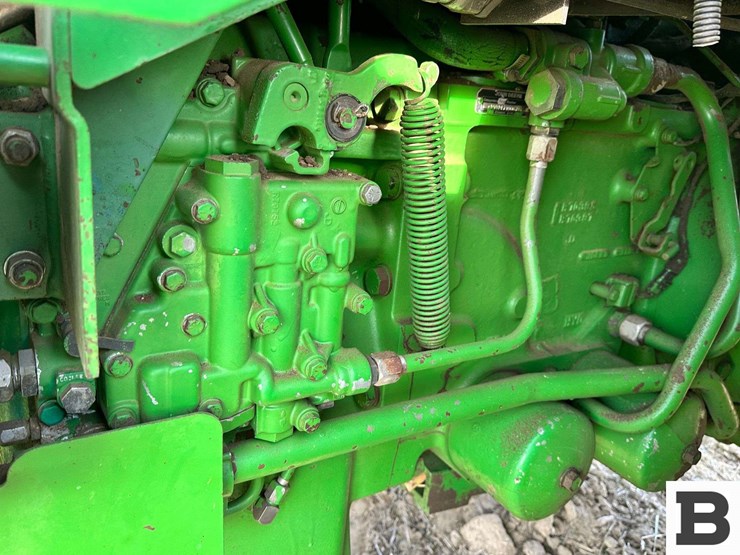 john-deere-4850-image-29