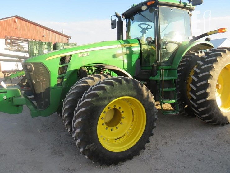 2006-john-deere-8330-image-9