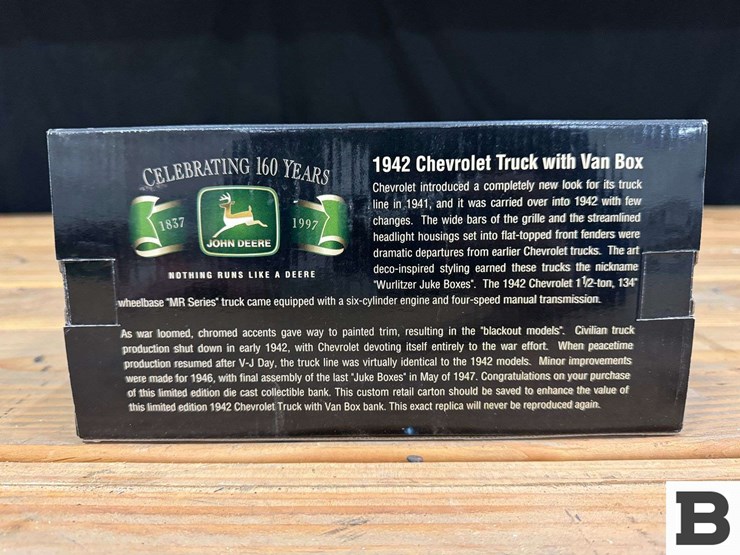 john-deere-die-cast-metal-1942-chevrolet-truck-bank-1:25-scale-image-4