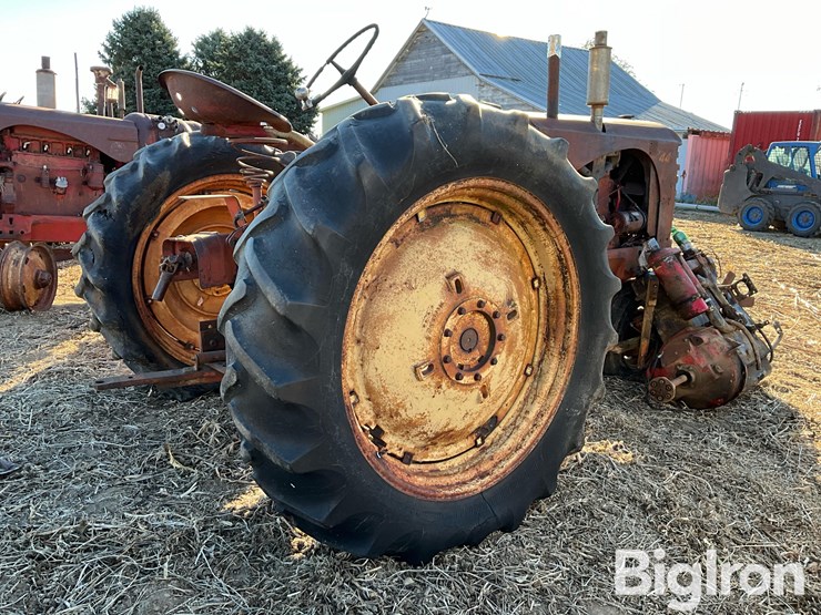 1950-massey-ferguson-44-image-6