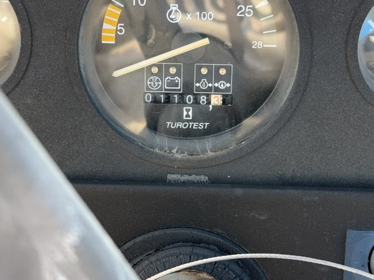 massey-ferguson-451-image-18