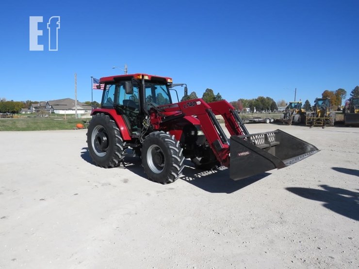 case-ih-farmall-105u-image-1